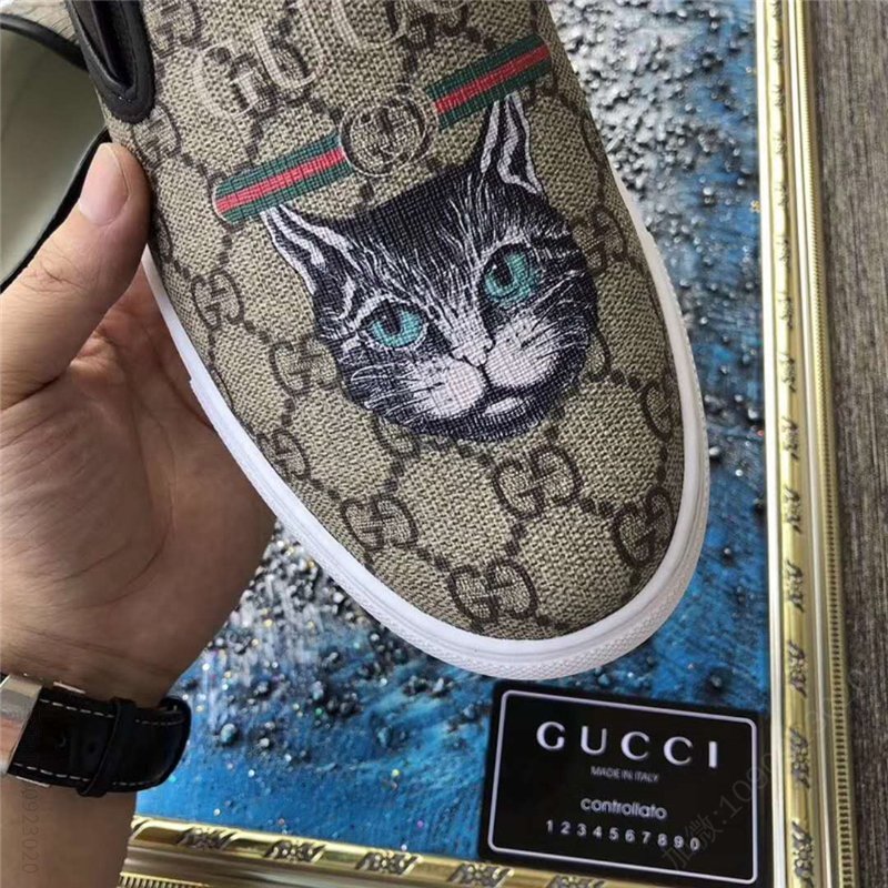 古驰男鞋 Gucci男鞋 古驰鞋子 进口牛皮 全手工 Gucci专用面料 猫头印花 原单古驰男鞋 高仿古驰 38675015