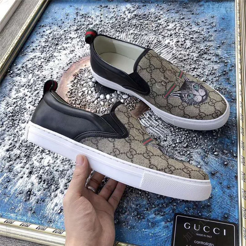 古驰男鞋 Gucci男鞋 古驰鞋子 进口牛皮 全手工 Gucci专用面料 猫头印花 原单古驰男鞋 高仿古驰 38675015