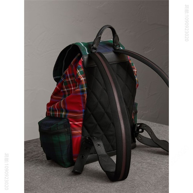 巴宝莉男包 巴宝莉 The Rucksack 大号镶拼苏格兰格纹 巴宝莉背包 军红色 原单巴宝莉 高仿巴宝莉男包 40649361