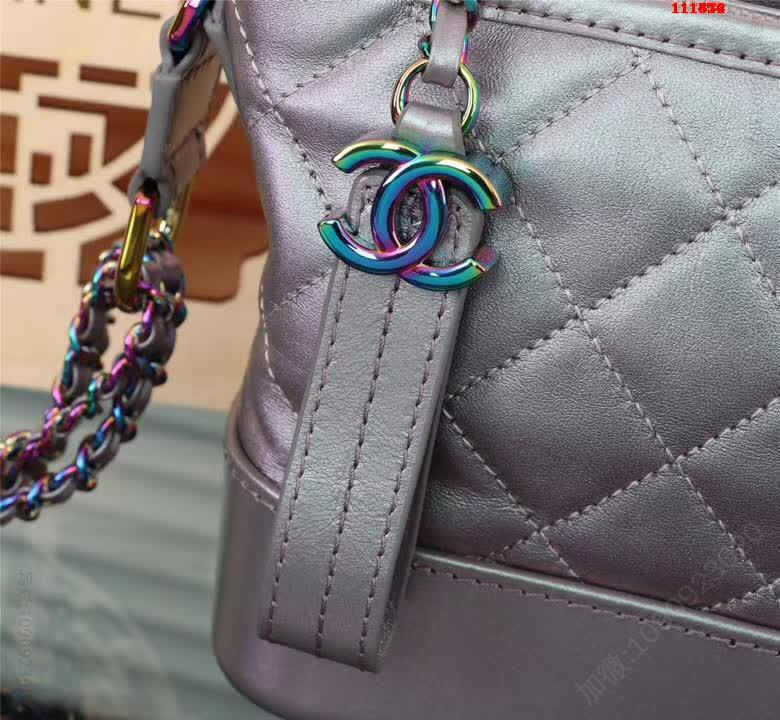 91810⬇️Chanel20cm流浪包, 高仿香奈儿包包怎么买、价位大揭秘，省钱必看！ 原单香奈儿包包 高仿香奈儿女包 精仿香奈儿女包 原版香奈儿包包 