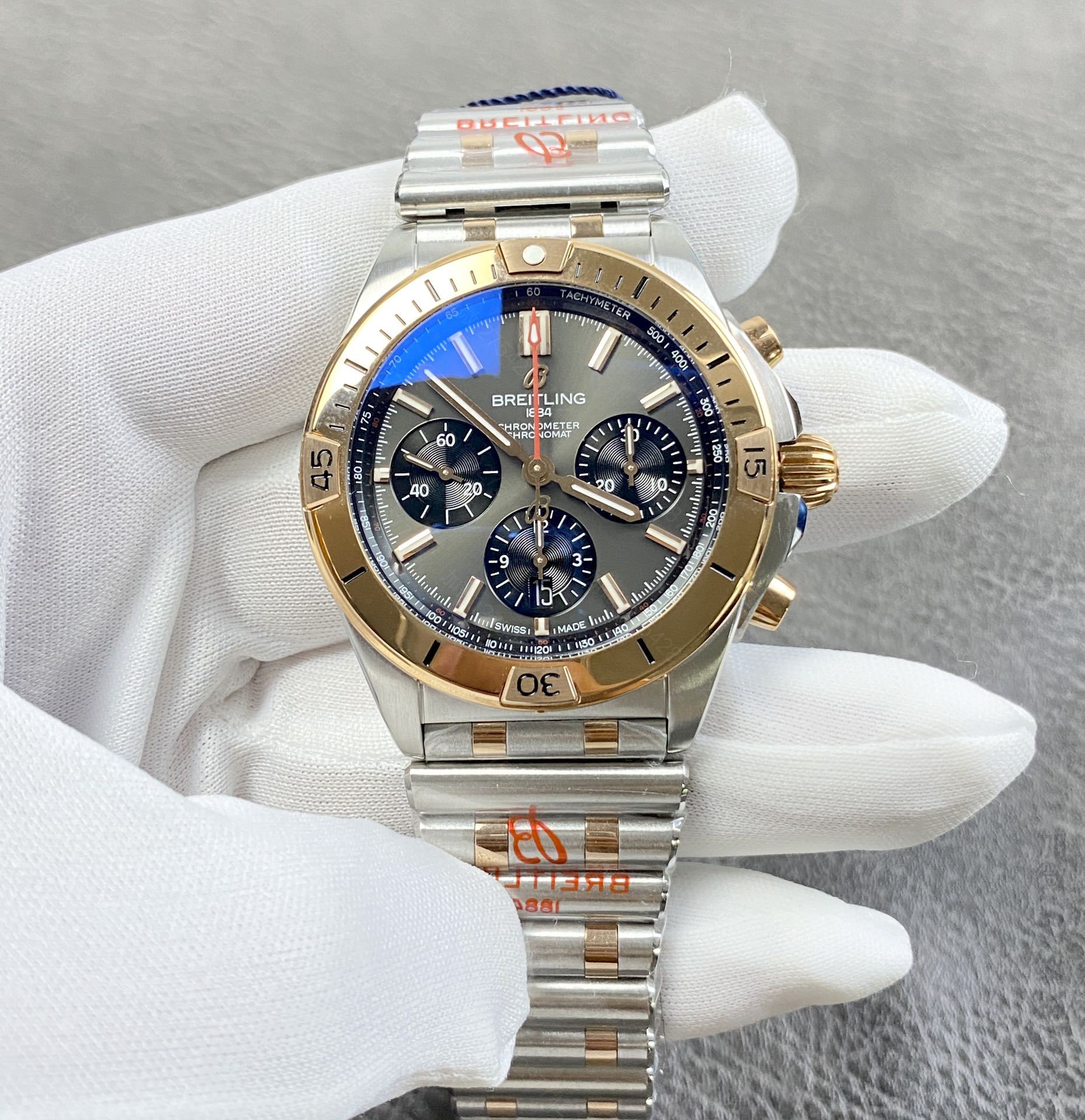 高仿百年灵手表 Chronomat 蝴蝶扣辊珠精钢表链w腕表 BLS出品 
