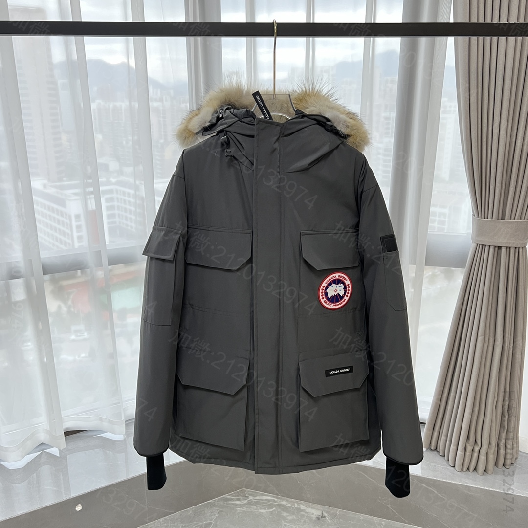 高仿加拿大鹅羽绒服