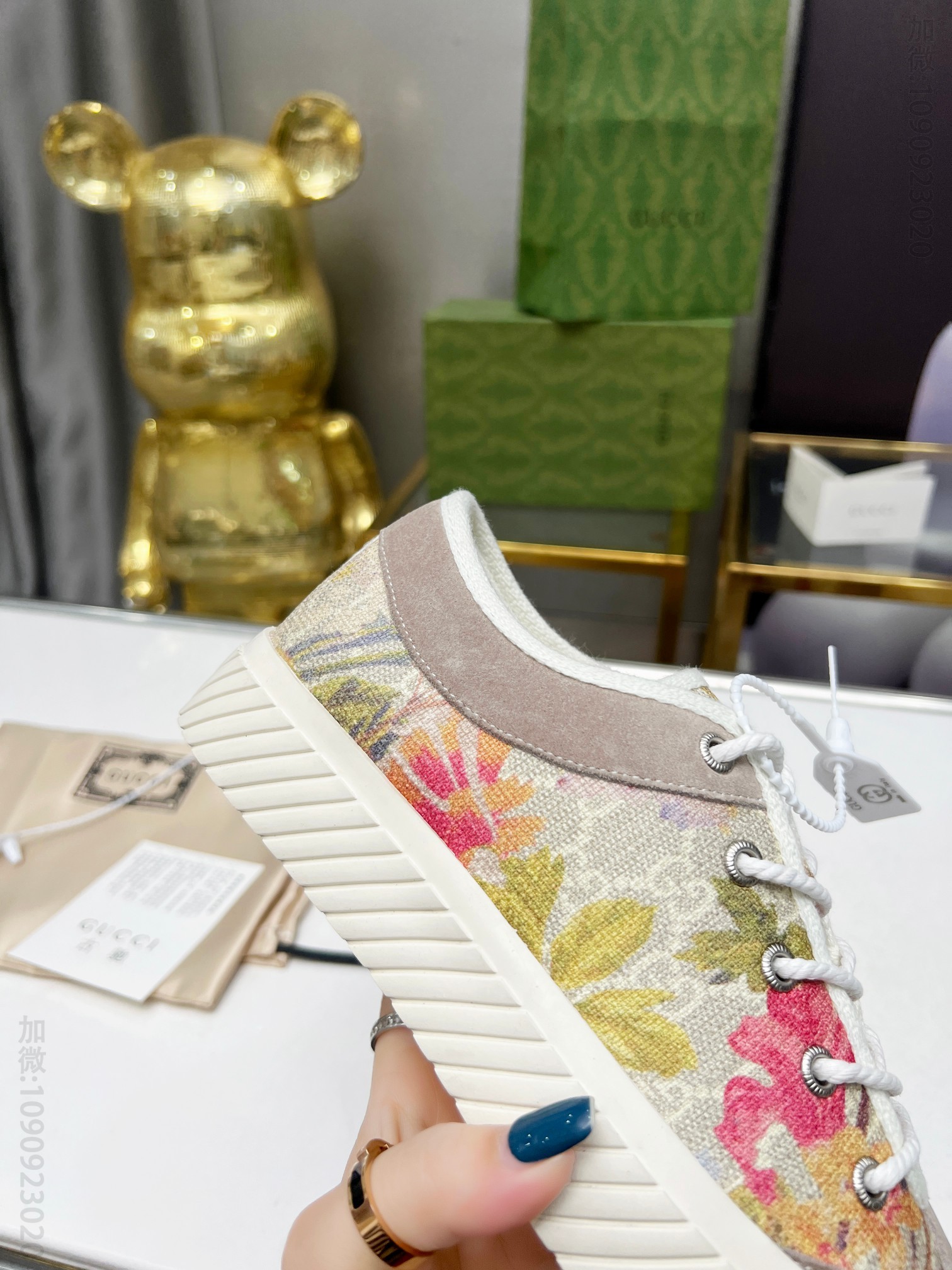 高仿古驰女鞋 Gucci古驰低邦休闲运动鞋 经典鞋型+英伦拼色设计 