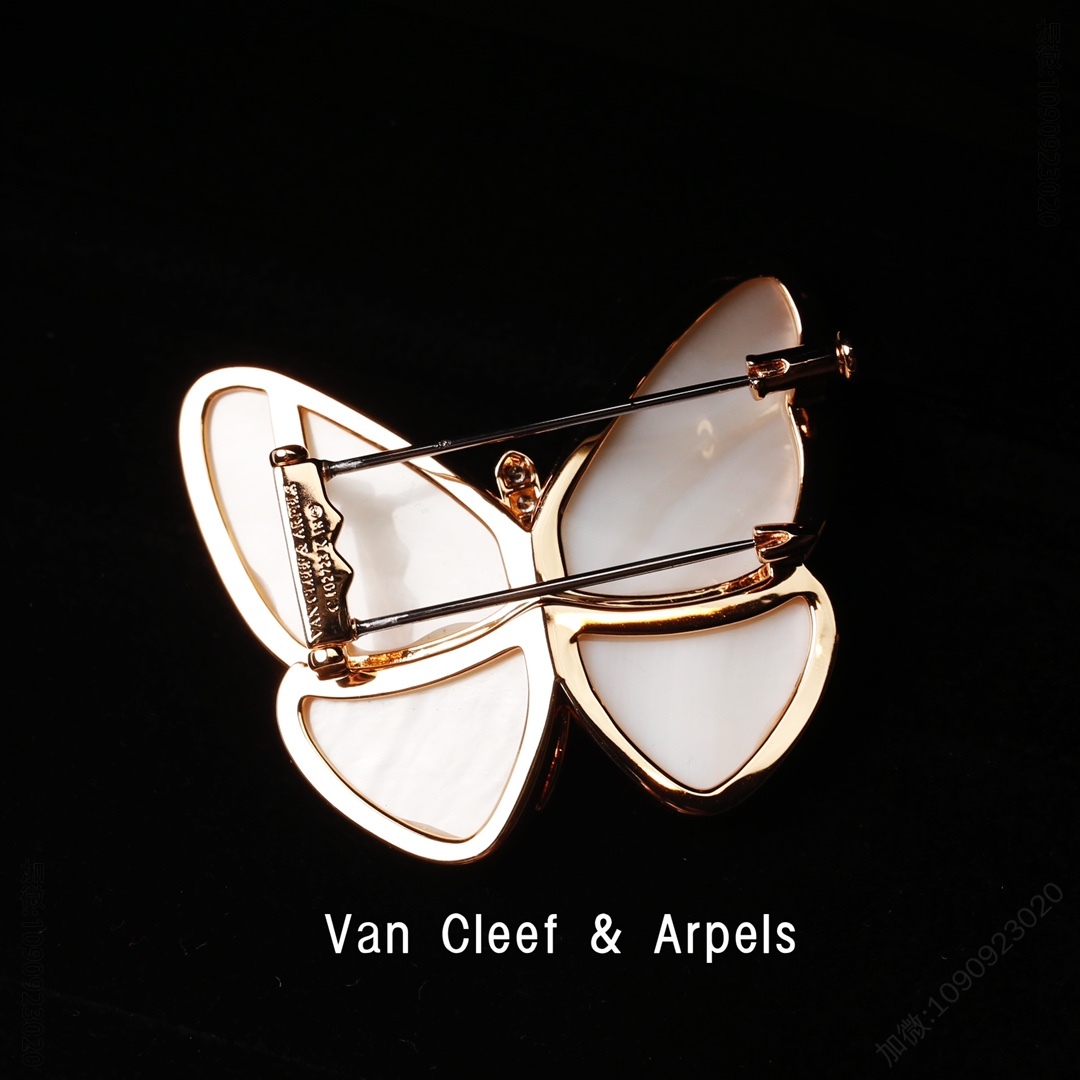 高仿梵克雅宝饰品 孟晚舟女士同款蝴蝶胸针 VanCleef&Arpels 梵克雅宝白贝蝴蝶胸针 