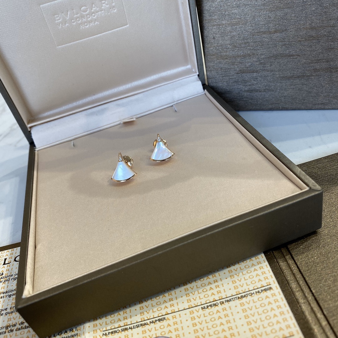 宝格丽耳环饰品 BVLGARI 宝格丽 天然白贝母 Diva s dream耳环 