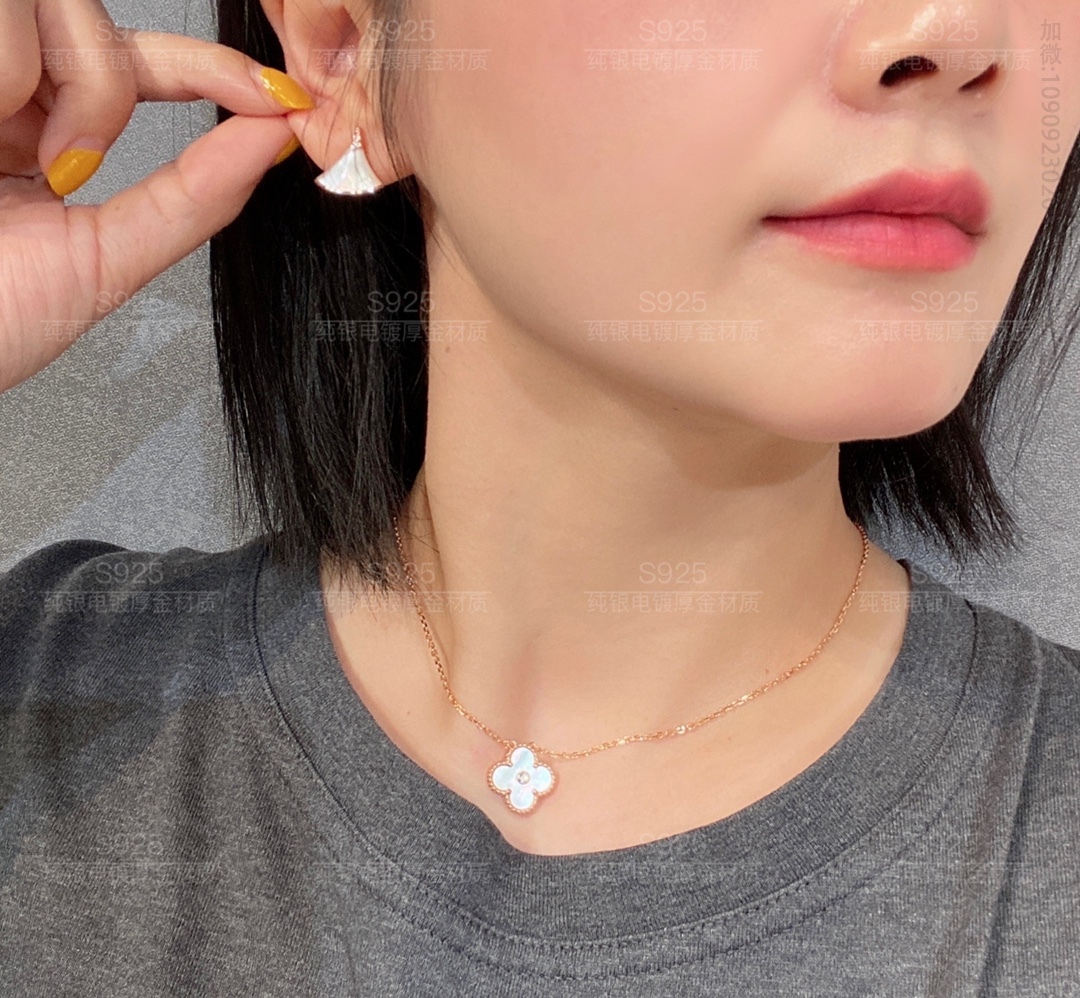 宝格丽耳环饰品 BVLGARI 宝格丽 天然白贝母 Diva s dream耳环 