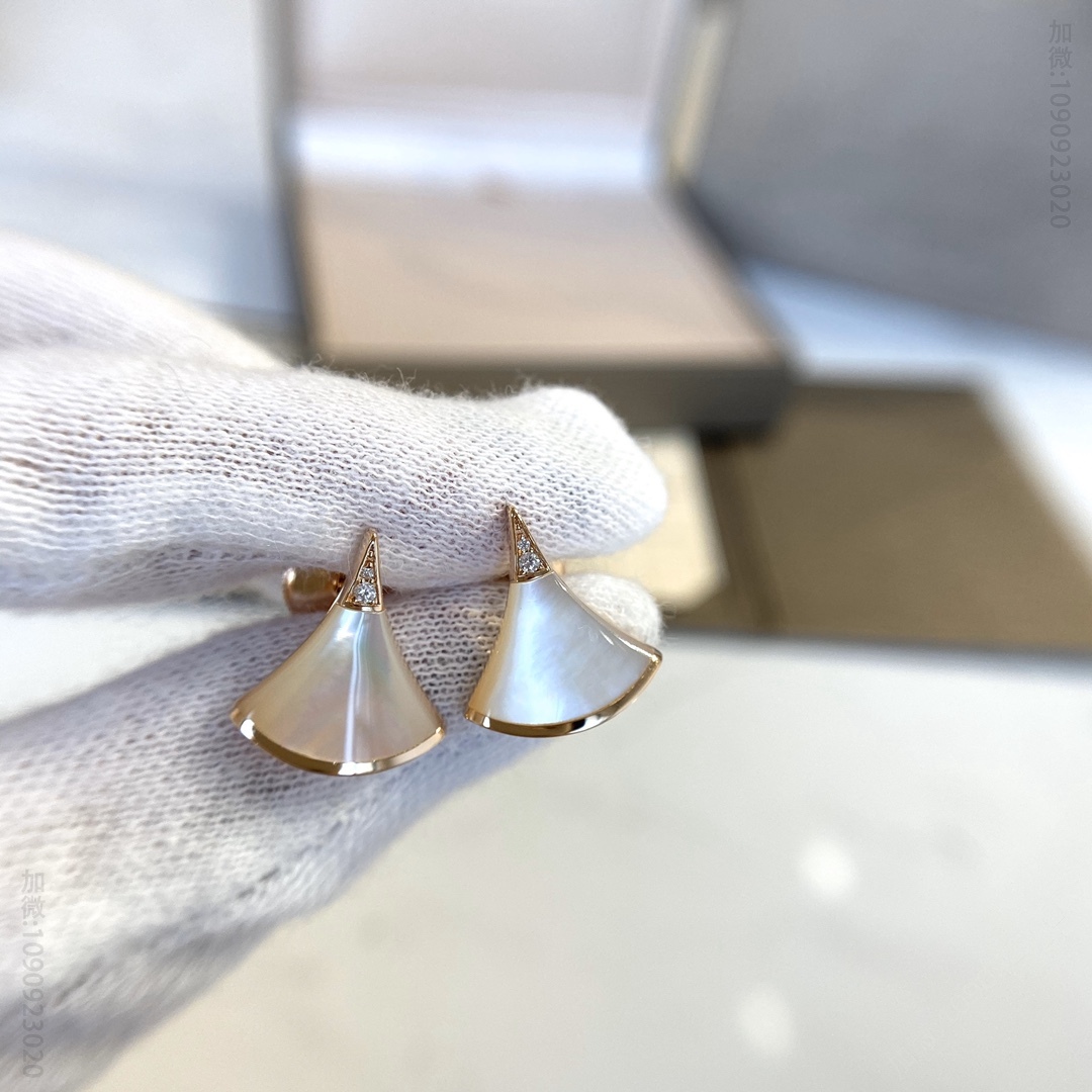 宝格丽耳环饰品 BVLGARI 宝格丽 天然白贝母 Diva s dream耳环 