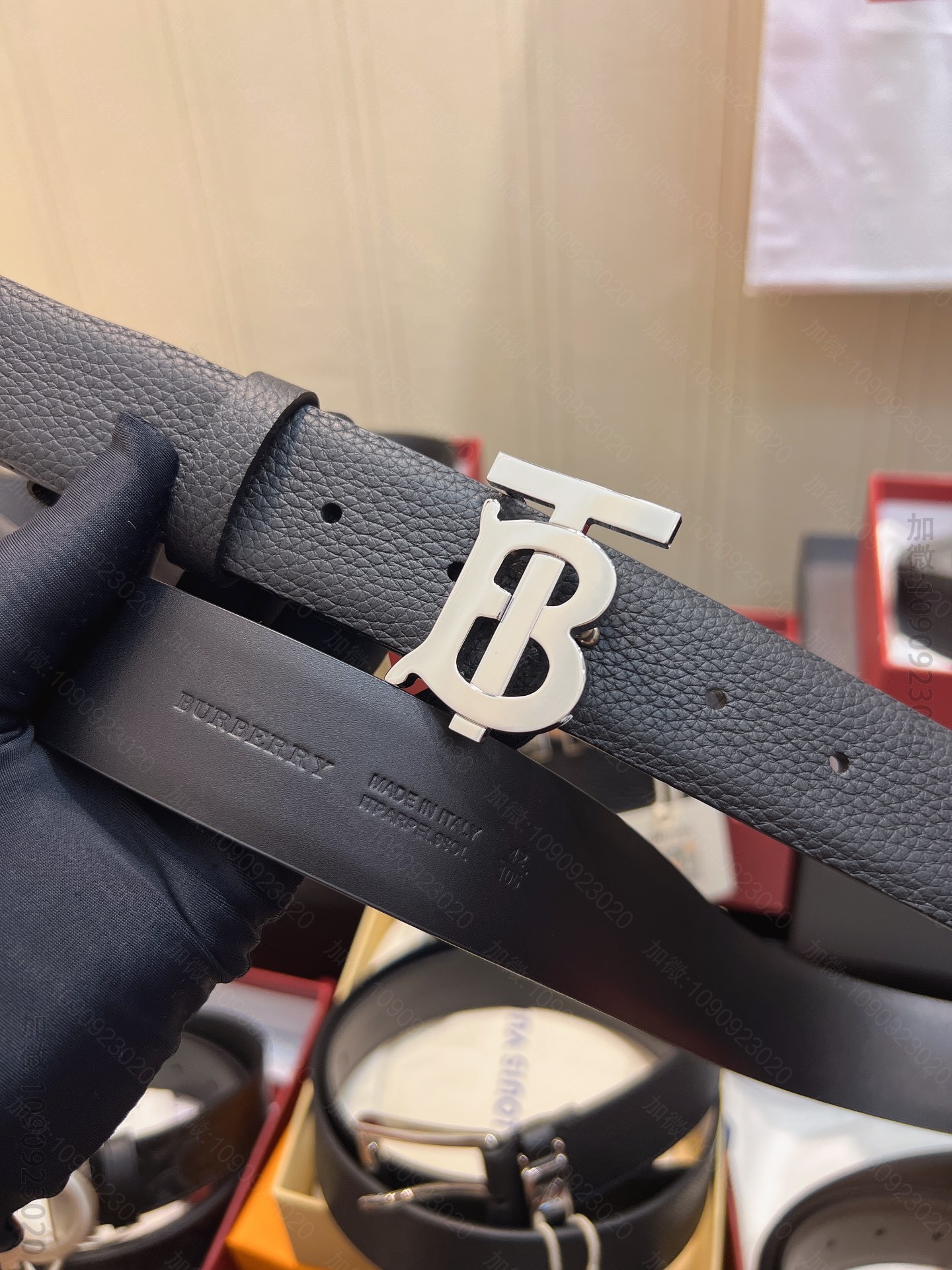 高仿巴宝莉皮带