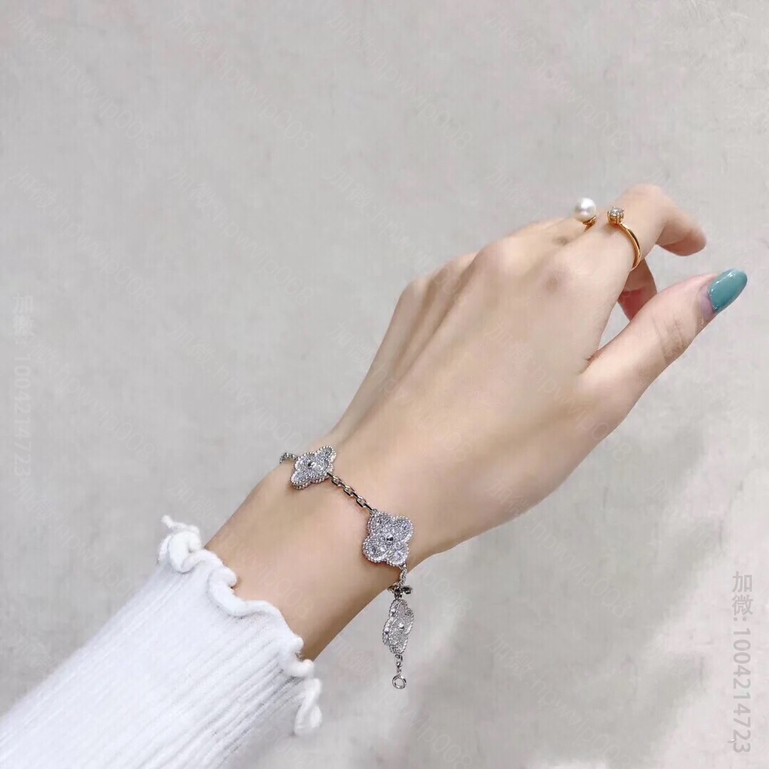梵克雅宝女士手链