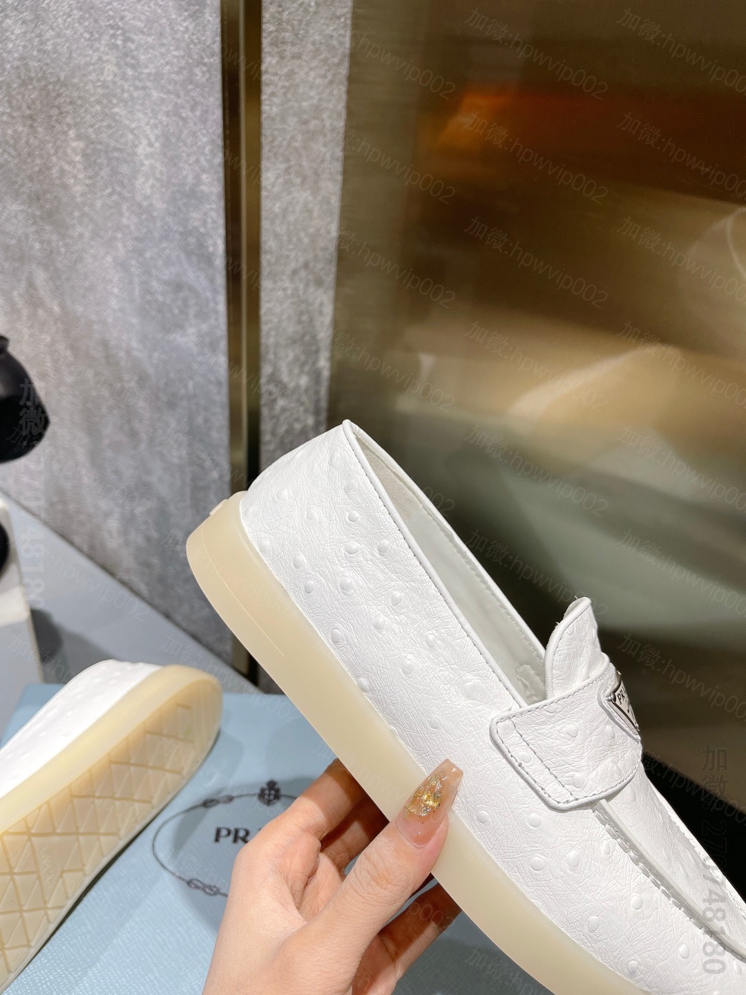 高仿普拉达男鞋