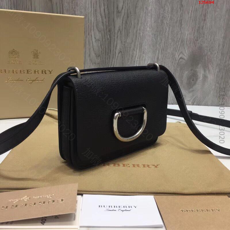 高仿宝格丽女包,宝格丽女包,高仿宝格丽,BVLGARI