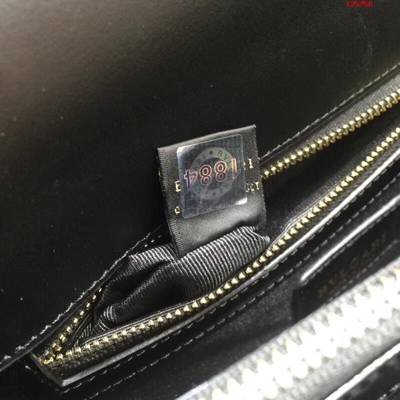 高仿宝格丽女包,宝格丽女包,高仿宝格丽,BVLGARI