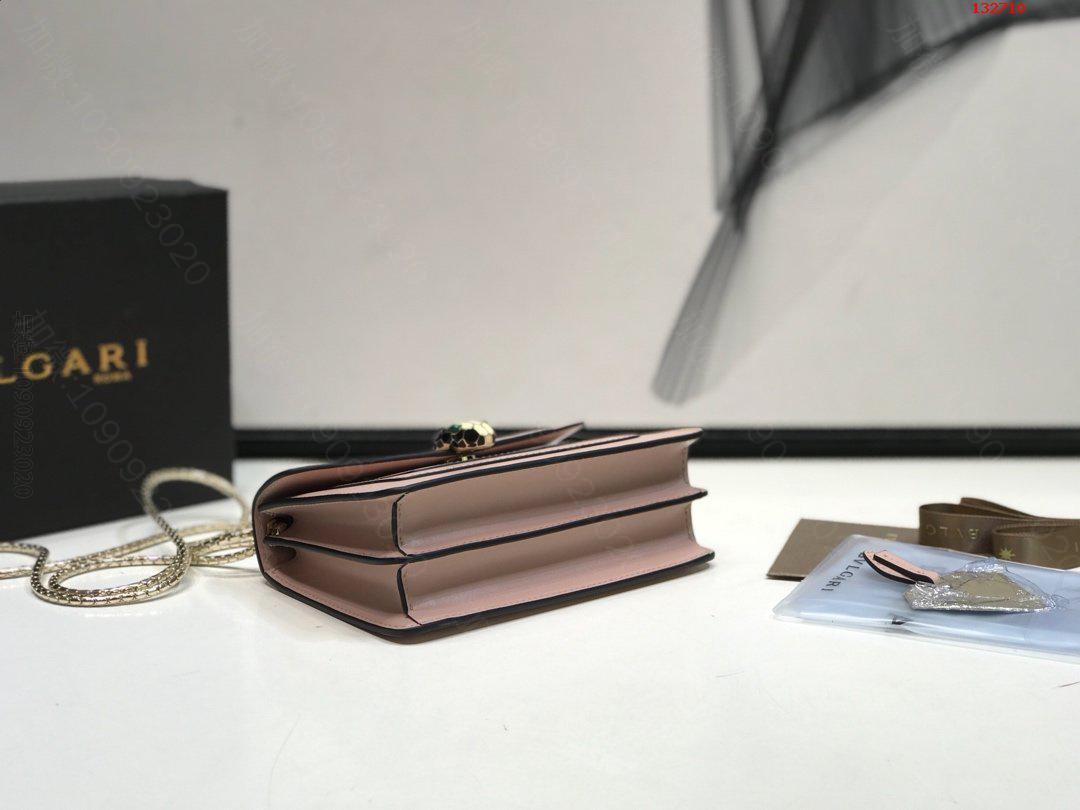 精仿宝格丽女包,宝格丽女包,精仿宝格丽,BVLGARI