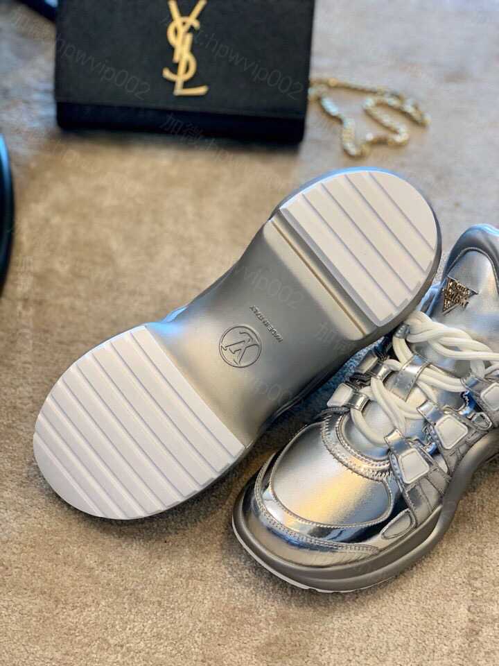 路易威登女款运动鞋