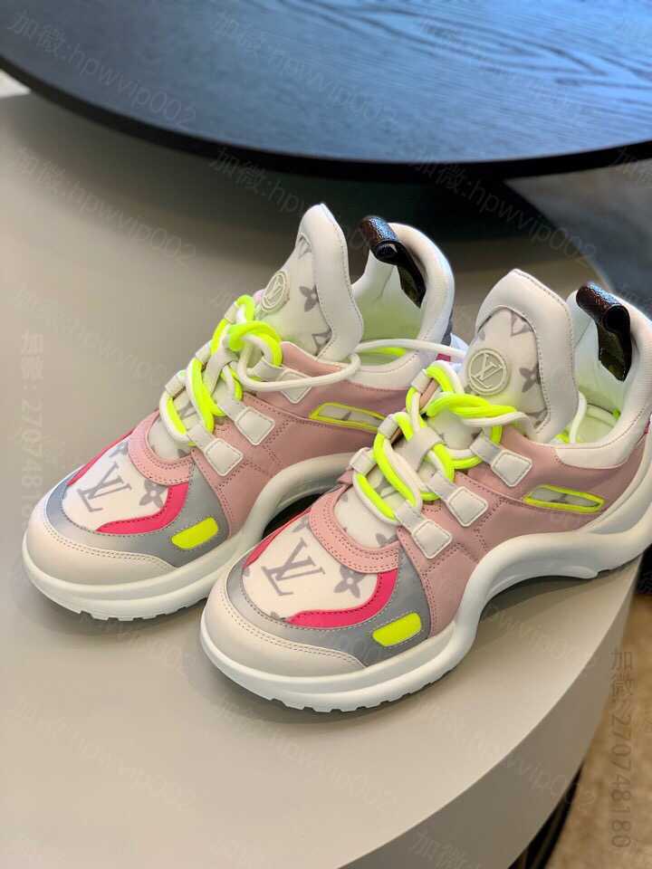 路易威登女款运动鞋