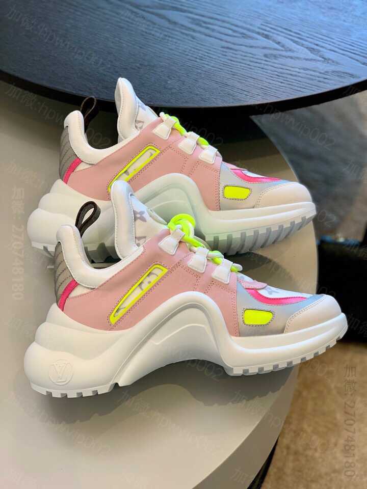 路易威登女款运动鞋