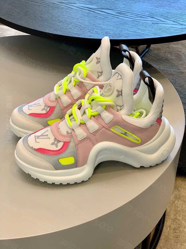 路易威登女款运动鞋