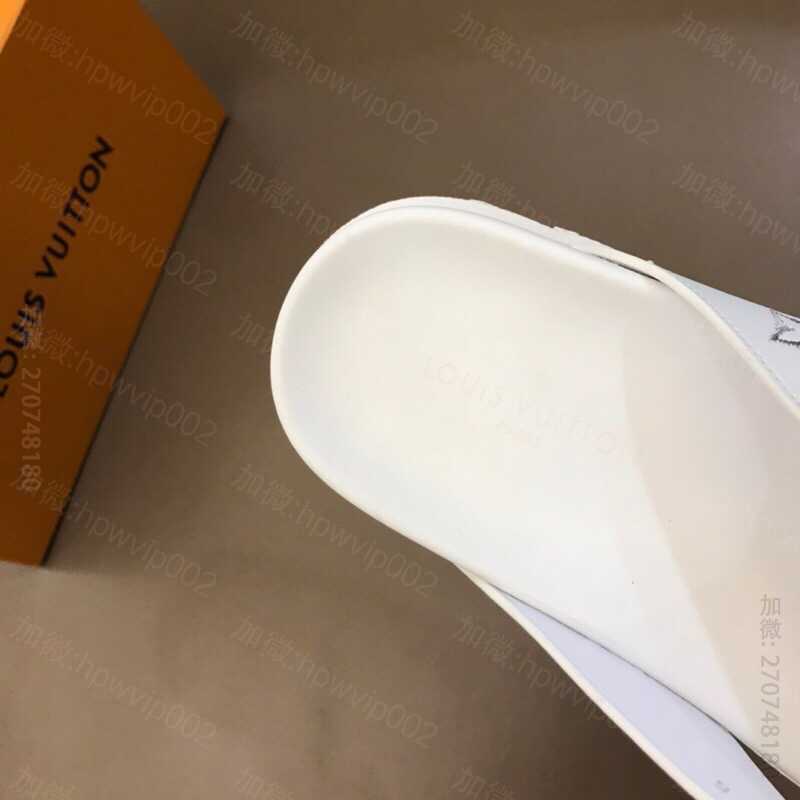 路易威登拖鞋