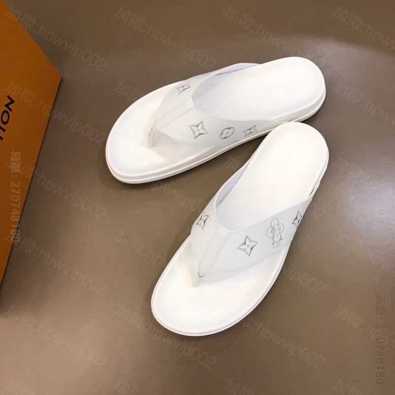 路易威登拖鞋