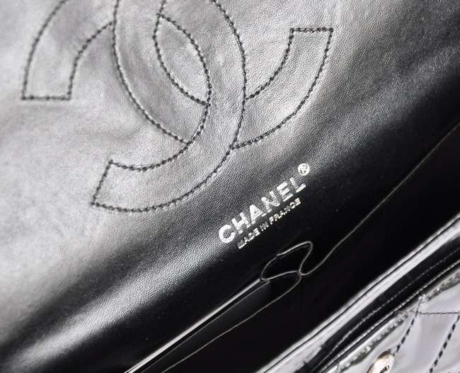 Chanel Reissue 2.55 香奈儿复刻翻盖包 漆皮 黑色银链 中号